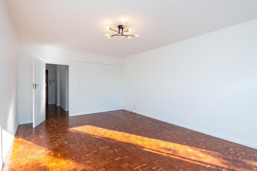 4 Bedroom Property for Sale in Claremont Upper Western Cape